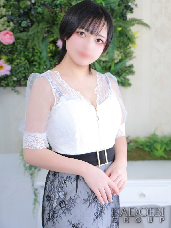 みい